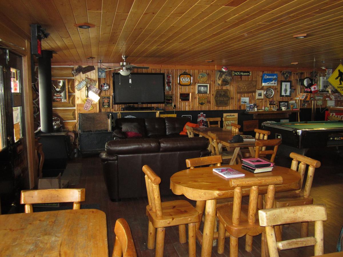 Log Inn & Pub Avola Экстерьер фото