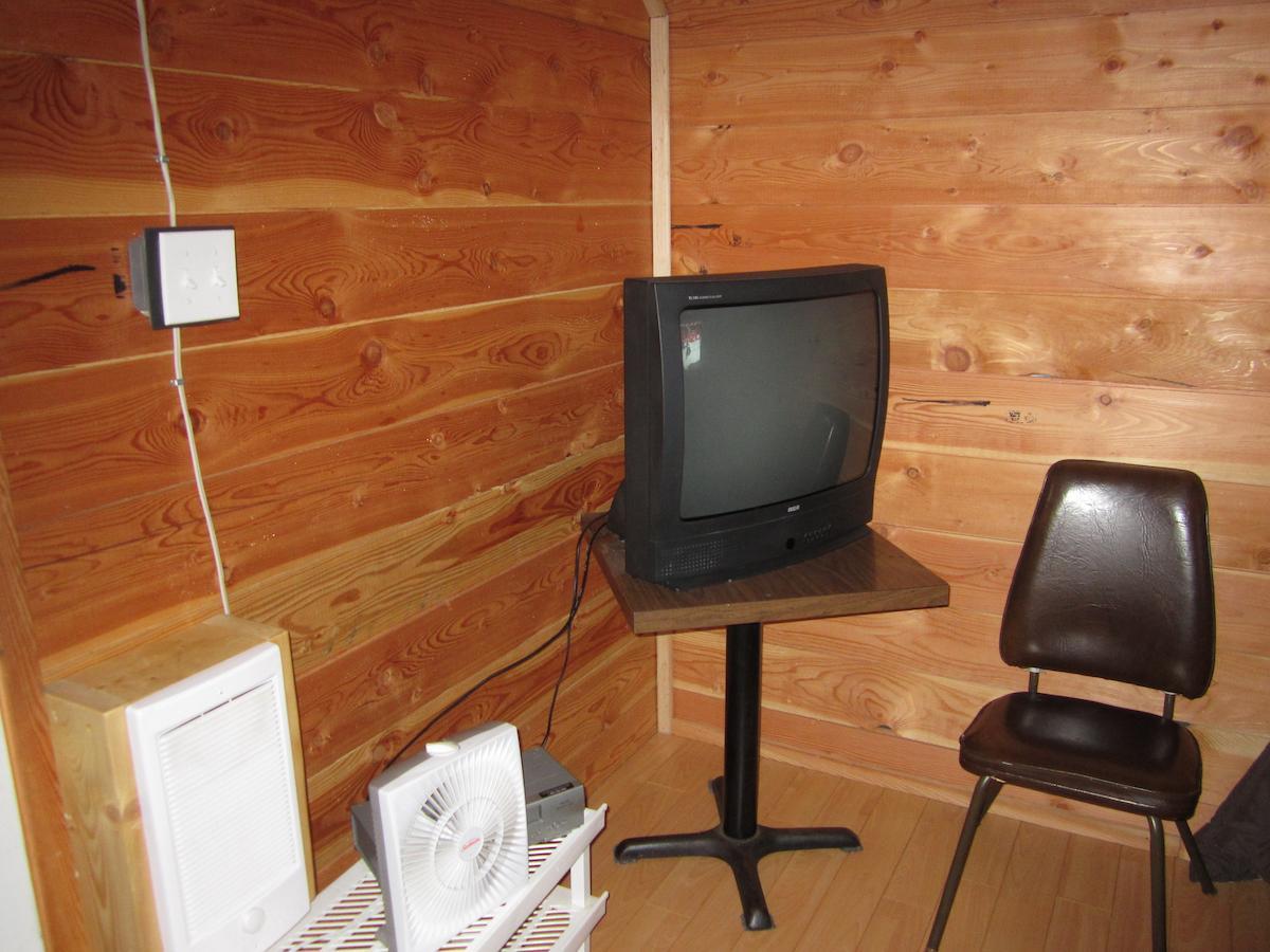 Log Inn & Pub Avola Экстерьер фото