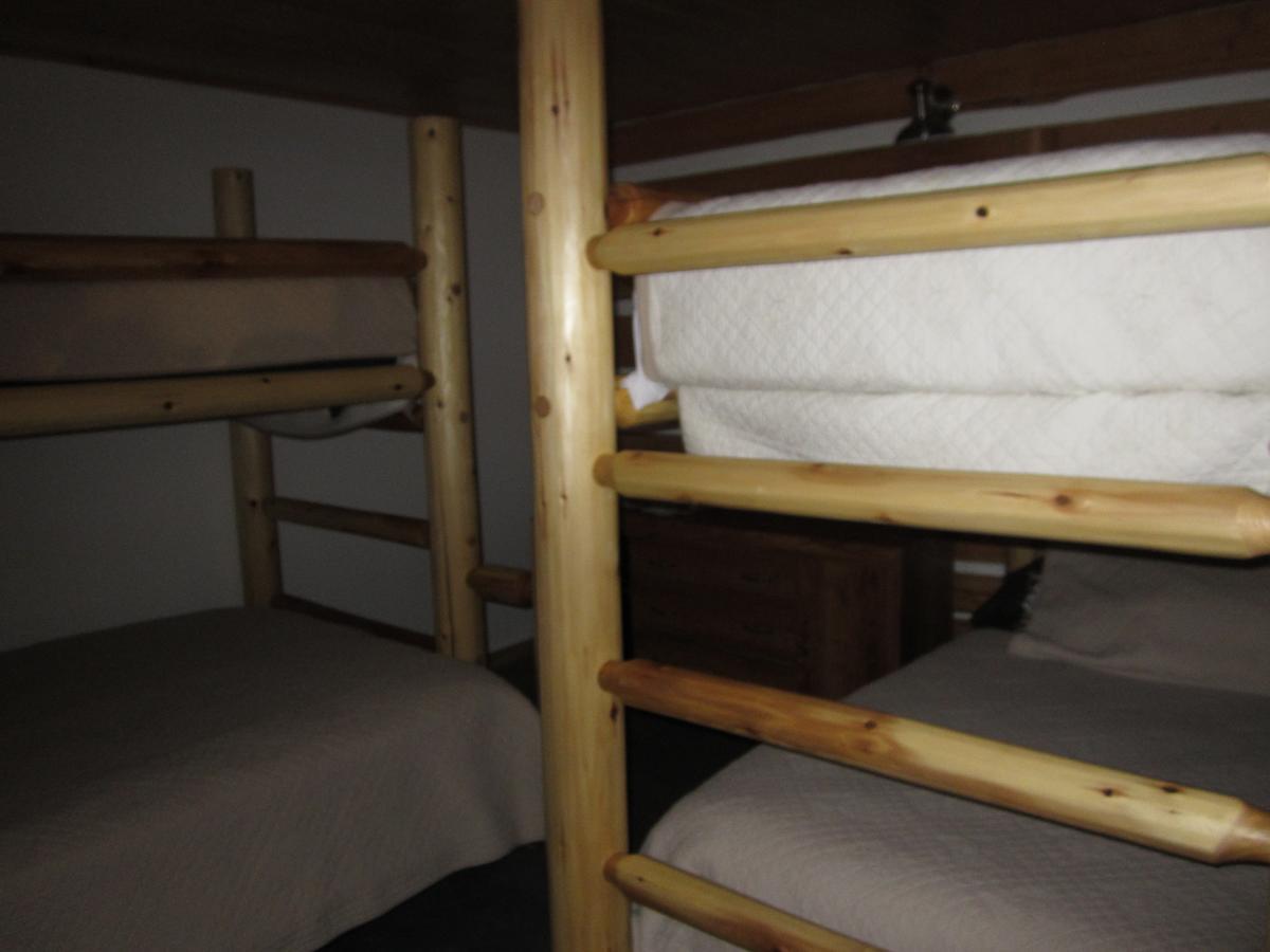 Log Inn & Pub Avola Номер фото